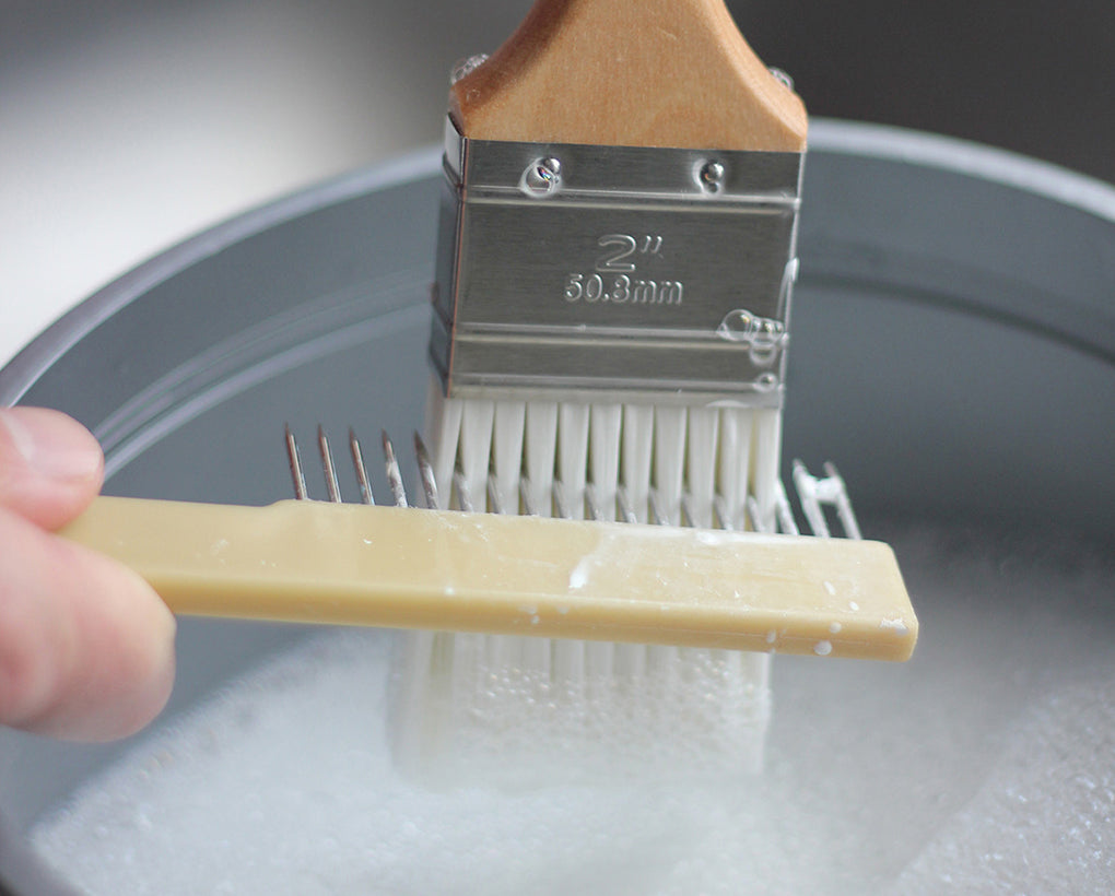 How to Clean a Paintbrush