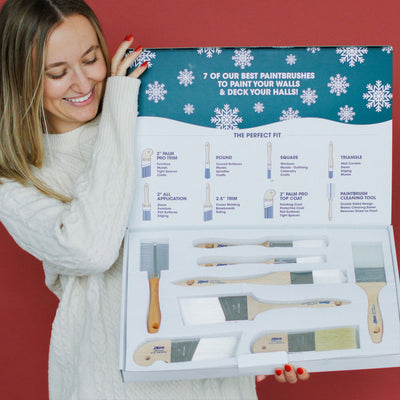 Holiday Kit - 7 Brushes + Cleaning Tool!