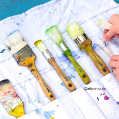 Load image into Gallery viewer, Oval and Wax Paintbrush
